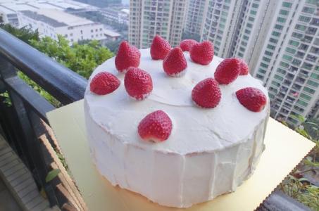 草莓奶油蛋糕 草莓奶油蛋糕的具体做法步骤