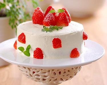 草莓奶油蛋糕的做法 草莓奶油蛋糕的做法介绍