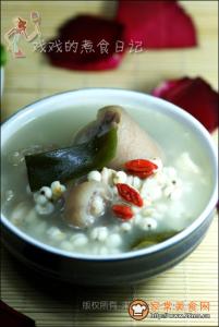 海带薏米排骨汤 猪尾海带薏米汤的做法