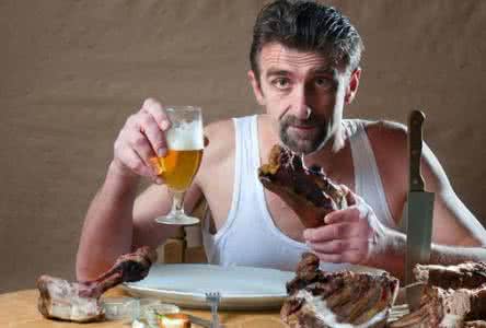 吃九种食物会让大脑 让酒后男人更轻松的九种食物