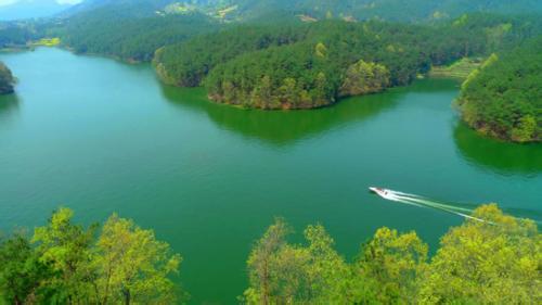 汉中南湖风景区怎么去 汉中南湖风景区