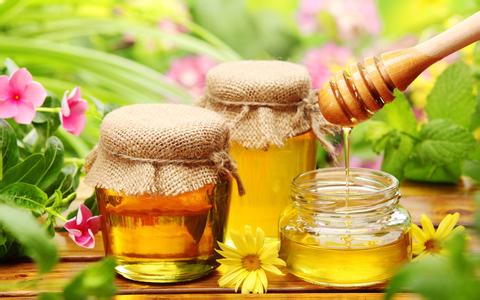 春季喝蜂蜜的好处 春季吃蜂蜜的5个好处
