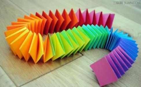 彩虹弹簧折纸 怎么折纸弹簧
