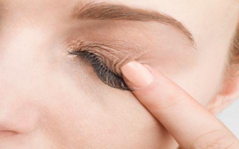 干眼症什么症状表现 干眼症的症状表现