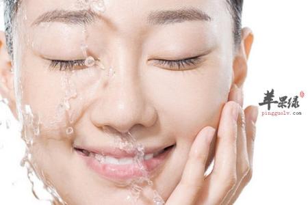 30岁补水保湿护肤品 30多岁的女性怎么护肤保湿？