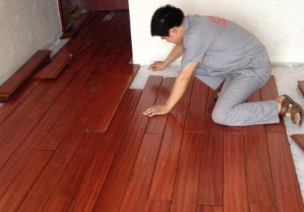 实木复合地板 实木复合地板如何正确使用和维护