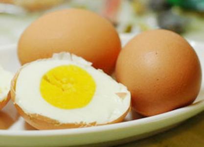 人一天吃几个鸡蛋好 每天吃几个鸡蛋合适？