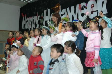幼儿园万圣节活动总结 学校2015年万圣节活动总结