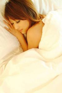 睡前瘦肚子方法小妙招 睡前10妙招 让你的肌肤晨起时细嫩光滑
