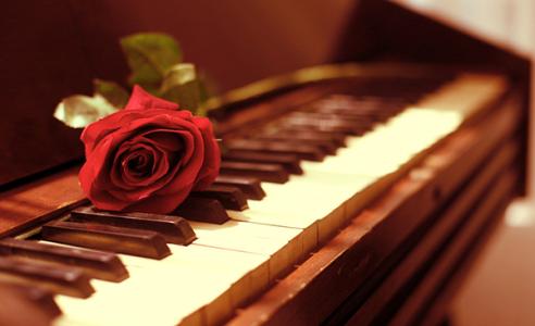 钢琴启蒙 钢琴启蒙从培养乐感开始