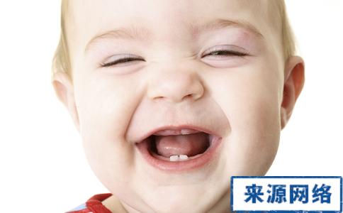 宝宝长牙怎么护理 宝宝长牙了妈妈该如何护理？