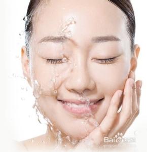 干洗脸可以减少皱纹 女人怎么洗脸没皱纹
