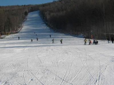 伊春日月峡滑雪场门票 伊春日月峡滑雪场