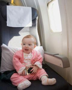2个月婴儿可以坐飞机吗 婴儿多大可以坐飞机