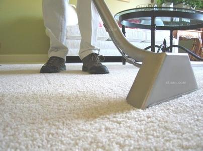 如何清洁地毯 地毯应该如何清洁呢