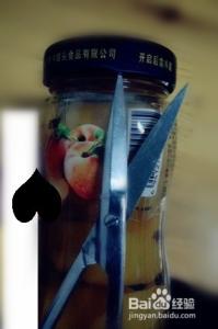 玻璃黄桃罐头怎么打开 玻璃罐头打不开怎么办