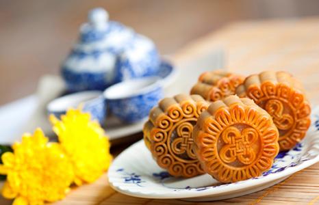 中秋节吃月饼的由来 中秋节月饼怎么吃健康