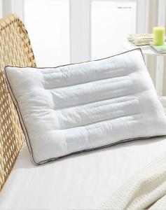 蚕丝蛋白的功效与作用 蚕丝枕头好吗，蚕丝枕头的功效与作用