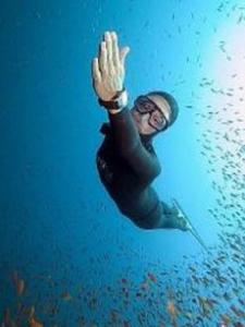 世界上潜水最深的潜艇 世界上最深的潜水纪录