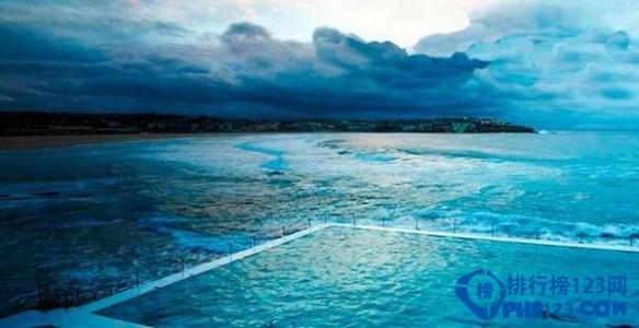 全球最美的人间仙境 全球12个仙境般的泳池