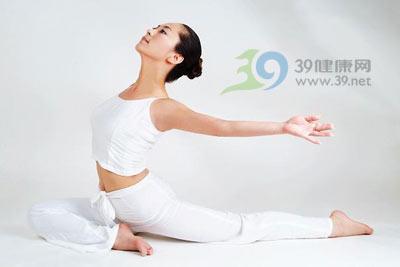 瑜伽基本姿势与呼吸法 瑜伽十种基本呼吸法