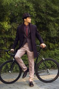 男人骑自行车 适合男人的4种骑自行车方法