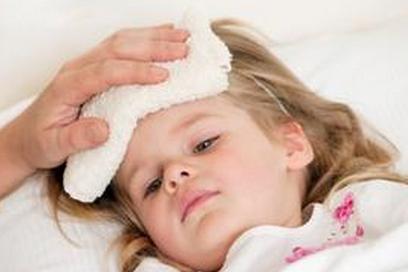 孩子发烧怎么办最有效 孩子发烧时什么方法退热最有效