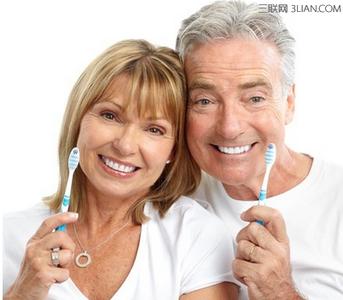 老年人牙龈萎缩 对抗老年人牙龈萎缩的方法