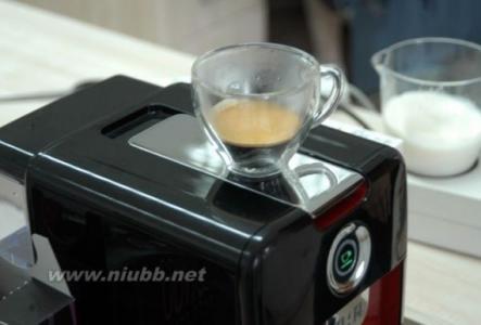 胶囊咖啡机如何清洗 胶囊咖啡机怎么样 胶囊咖啡机怎么清洗