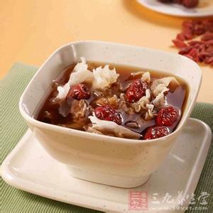 痛经吃什么食物能缓解 吃什么治疗痛经_缓解痛经的食物