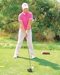 高尔夫球一杆能打多远 把高尔夫球打得远的条件