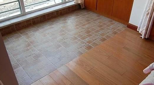 如何挑选复合地板 复合地板好还是瓷砖好?怎么挑选复合地板和瓷砖?