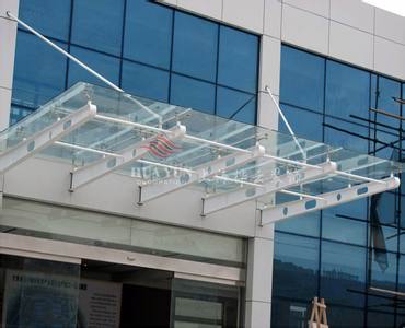 钢结构玻璃雨棚报价 钢结构玻璃雨棚报价是多少 钢结构玻璃雨棚分类有哪些