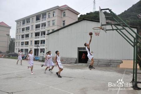 如何学会打篮球 怎么快速学会打篮球