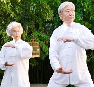 老年人冬季养生小常识 冬季老年人养生小常识有哪些