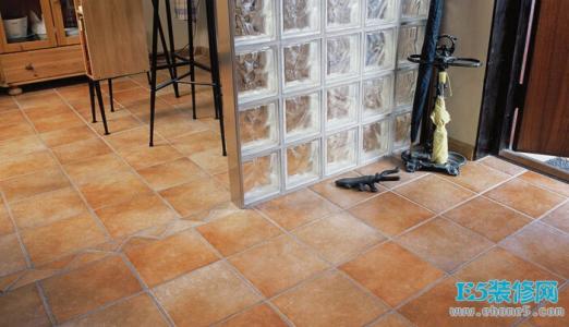 瓷砖和木地板哪个环保 瓷砖和地板哪个更环保 瓷砖和地板哪个更好