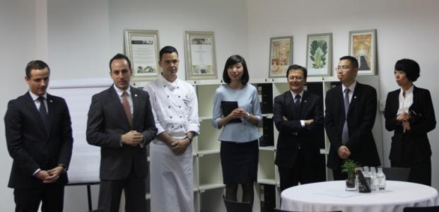 面试管理层自我介绍 酒店管理层面试自我介绍