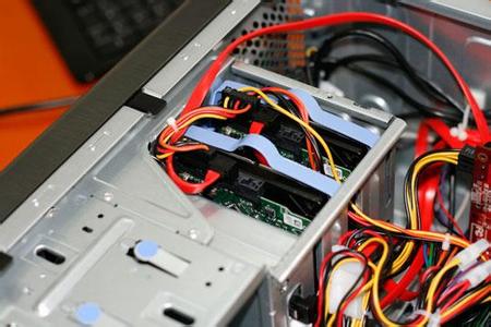 联想台式机硬盘拆卸 联想台式机硬盘怎么样拆卸