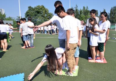 大学生面试自我介绍 大学生夏令营面试自我介绍