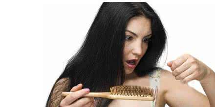 掉头发吃什么食物好 吃什么治掉头发 治疗掉头发的食物