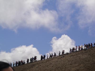 爬山感悟人生道理 人生与爬山感悟日志 人生与爬山的作文