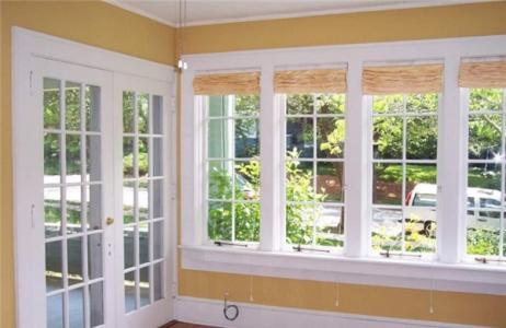 塑钢门窗 铝合金门窗 铝合金门窗和塑钢门窗哪个好？门窗材质的分类有哪些