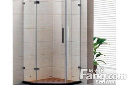 卫生间淋浴隔断 卫生间淋浴隔断尺寸多少合适?卫生间堵漏的选材?