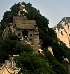 华山导游词 华山经典导游词