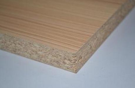 中纤板与实木颗粒板 中纤板和实木颗粒板怎么样 中纤板和实木颗粒板哪个好