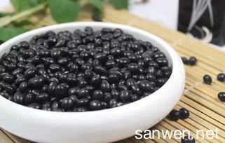 黑豆的功效与作用 黑豆的功效与作用和常见食用方法