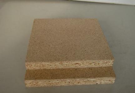 颗粒板和密度板的区别 颗粒板和密度板的区别?颗粒板和密度板哪个好?