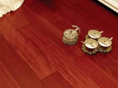 印茄木地板的优缺点 印茄木地板的优缺点？印茄木地板价格贵不贵？