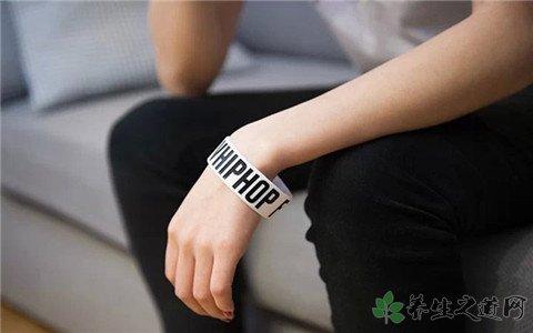 半夜手臂麻到醒怎么办 半夜手麻是怎么回事
