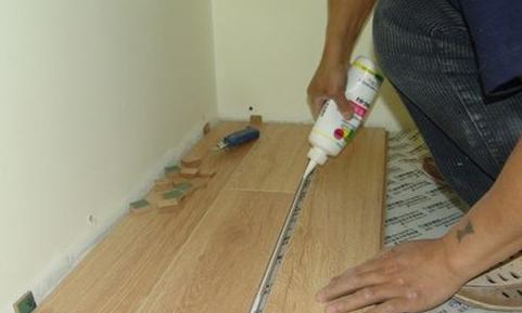 复合地板安装流程 复合地板安装费用?复合地板安装流程?